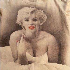 Marilyn Monroe T-shirt
